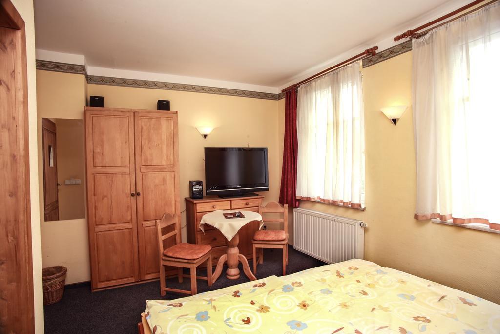 Haus Belger Hotel Grossziethen Bagian luar foto